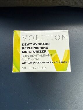Volition Dewy Avocado Replenishing Moisturizer — Green